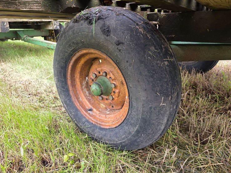 john-deere-running-gear-with-rack,-rack-will-need-work,-11l-15-tires-on-6-bolt-rims,-extendable-hitc-image-7