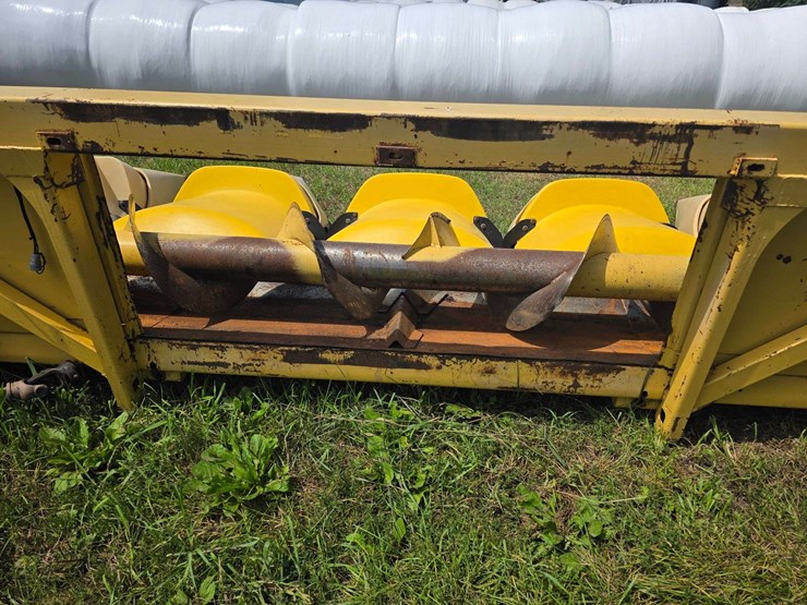 new-holland-996-image-14