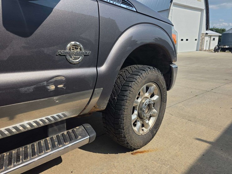 2011-ford-f350-image-42
