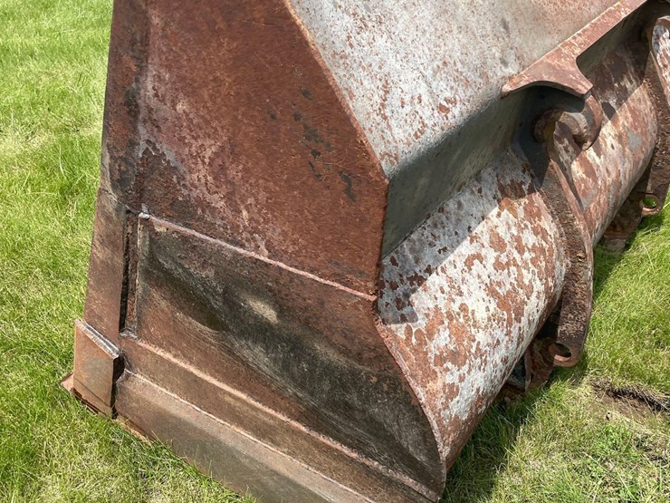 volvo-98"-payloader-bucket-image-8