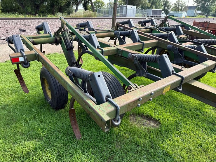 john-deere-610-image-17
