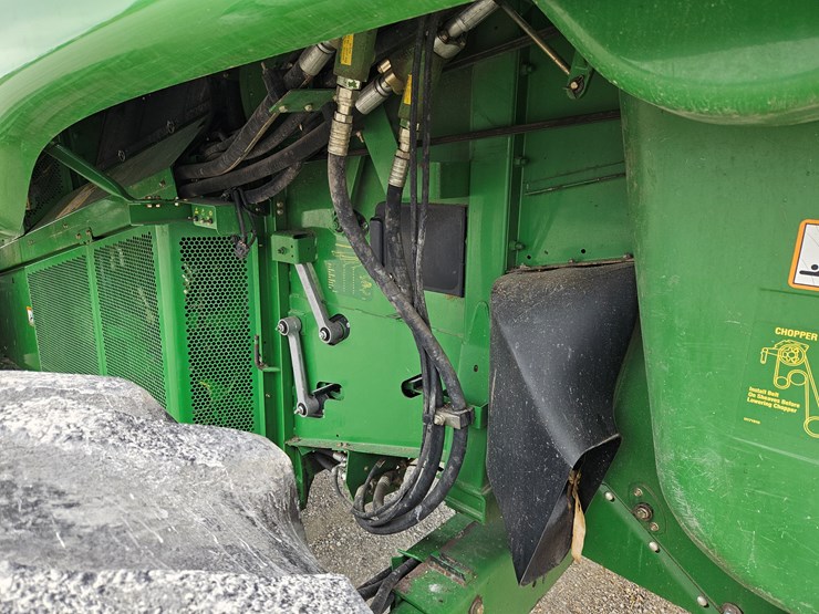 2004-john-deere-9660-sts-image-17