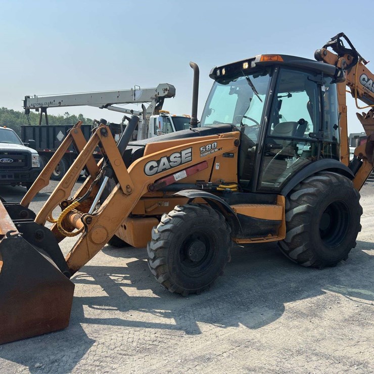 2013 CASE 580SN