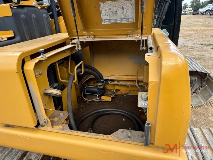 2021-caterpillar-313gc-image-14