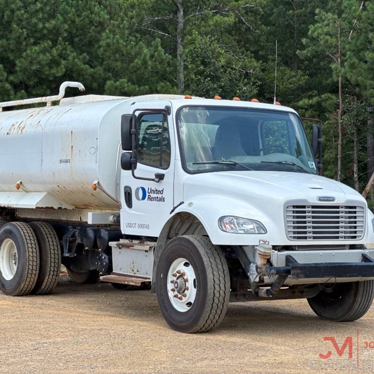 2017 FREIGHTLINERTANDEM WATER TRUCK