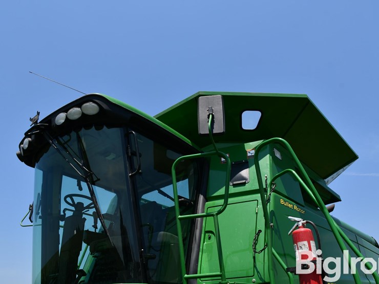2007-john-deere-9560-sts-image-12