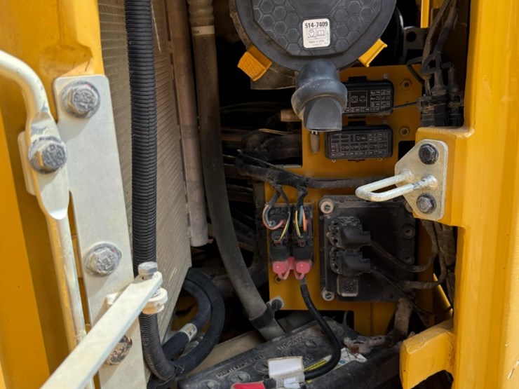 2022-caterpillar-308-cr-image-21