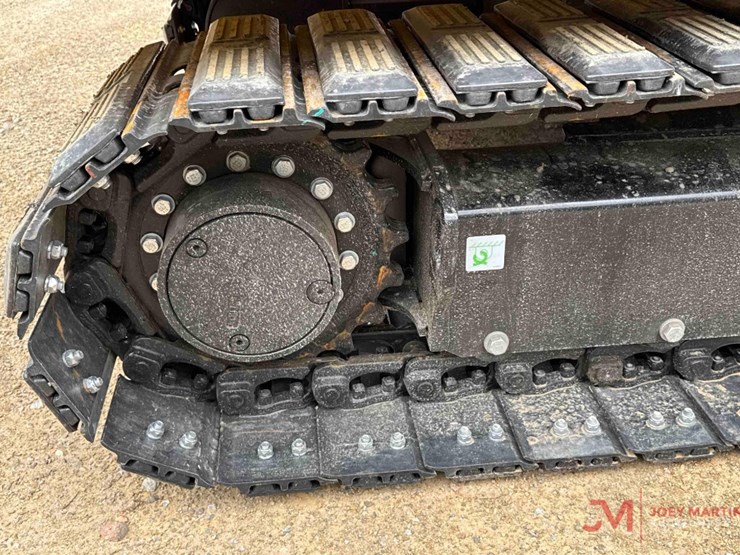 caterpillar-305.5-image-29
