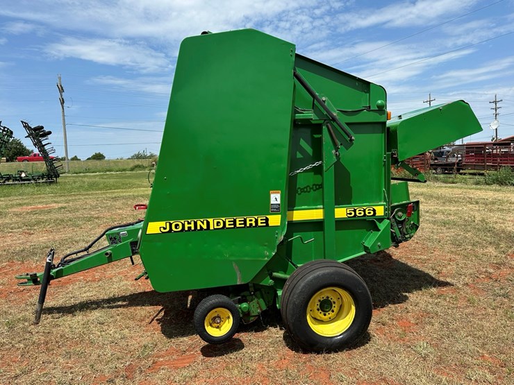 1998-john-deere-566-image-2