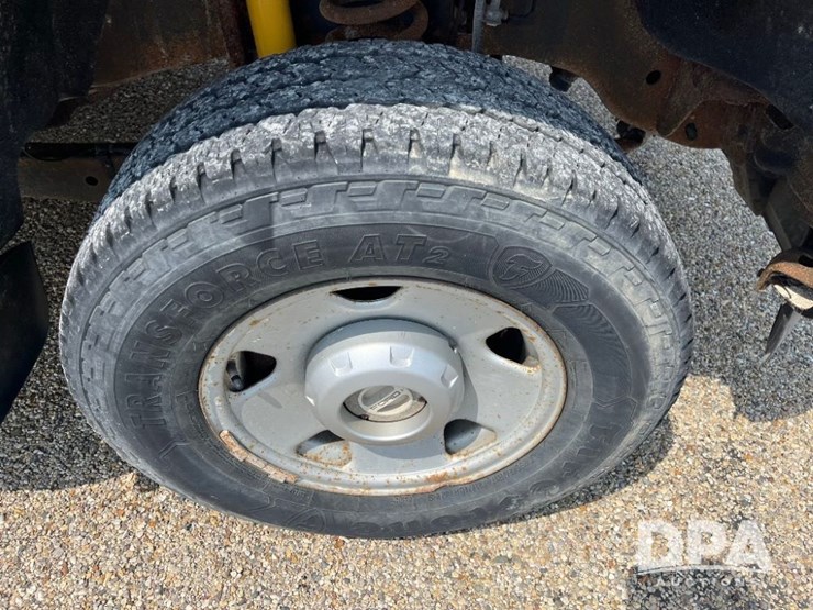2011-ford-f250-image-25