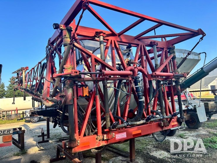 2014-case-ih-610-image-13