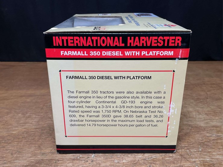 1/16-farmall-350-2008-wisconsin-nib-sc-image-5