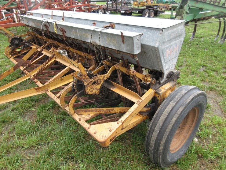 m-&-m-grain-drill-image-7