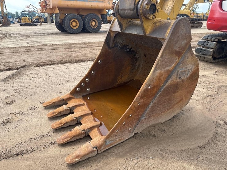 2018-caterpillar-326fl-image-26