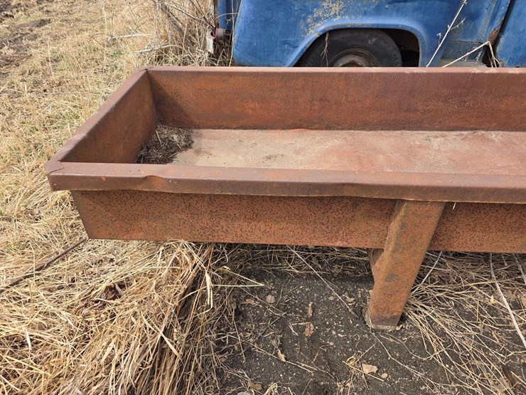 18’-steel-feed-bunk-image-7
