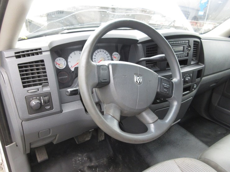 2008-dodge-ram-1500-image-15