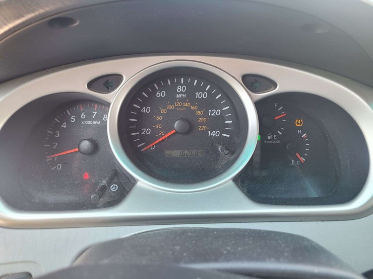 2005-toyota-highlander-image-12