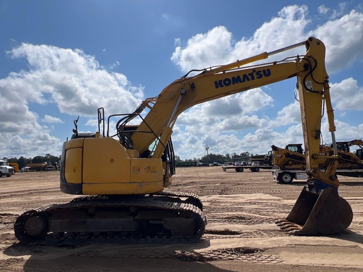 2017-komatsu-pc228us-lc-10-image-5