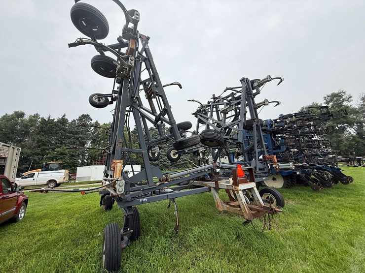flexicoil-60’-anhydrous-applicator,-fold-up-wings,-sn:-103813-image-9
