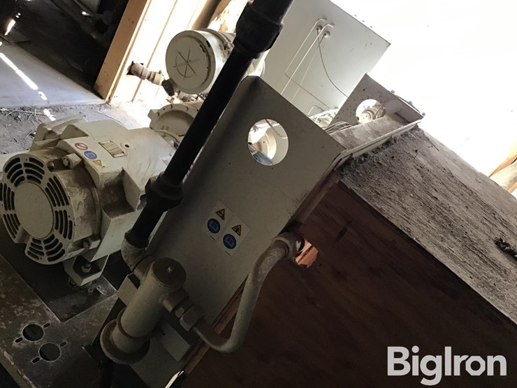 2013-gardner-denver-ebh99h01e-tankless-air-compressor-image-5