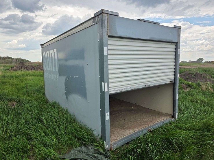 approx-16’-shipping-container,-overhead-door-needs-attention,-*seller-has-#-of-mover-if-needed,-limi-image-2
