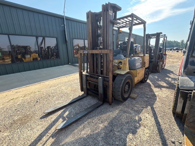 caterpillar-gp30-image-6
