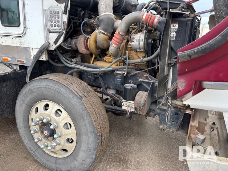 2005-caterpillar-c15-image-28