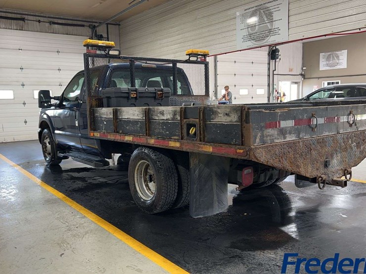 2014-ford-f350-image-3
