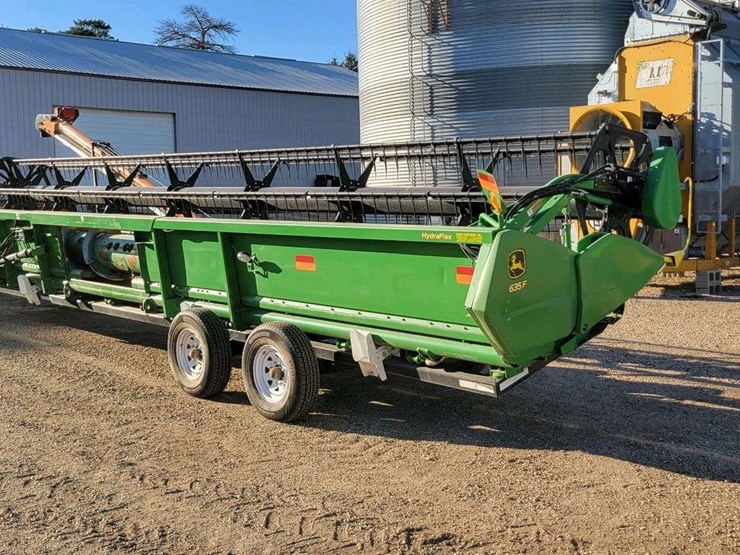 2011-john-deere-635f-image-1