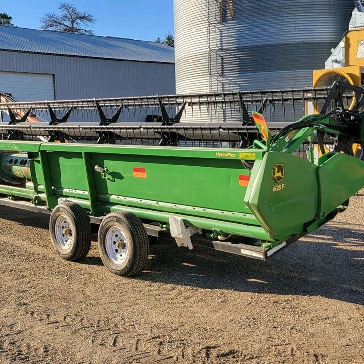 2011 JOHN DEERE 635F