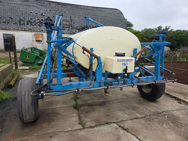 blumhard-60’-pull-type-sprayer,-20”-spacing,-wheels-set-at-120”,-no-pump-or-controls,-500-gallon-pol-image-16