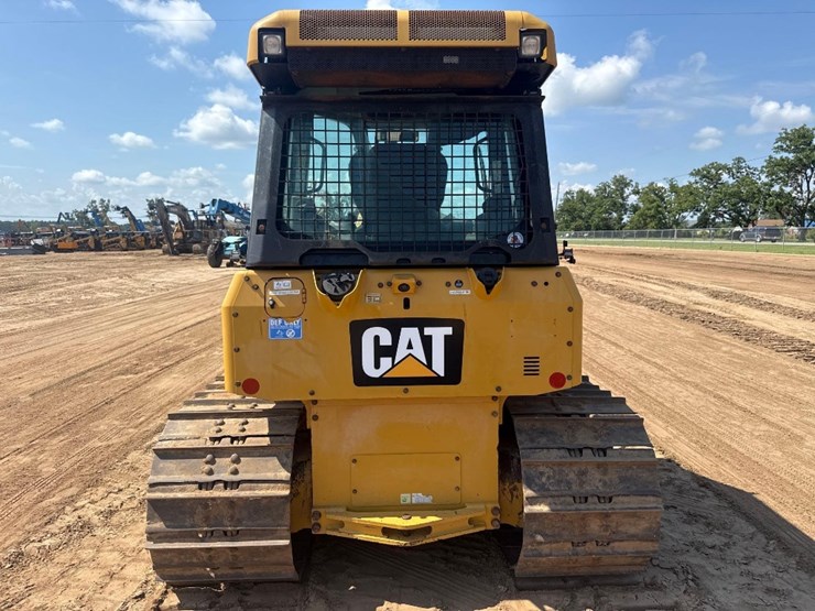 2016-caterpillar-d5k2-lgp-image-4