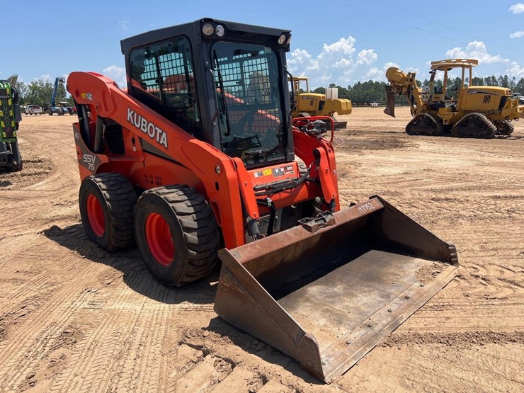 2020-kubota-ssv75-image-6