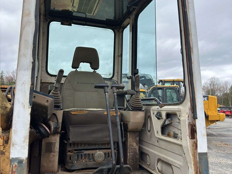komatsu-pc150-image-12