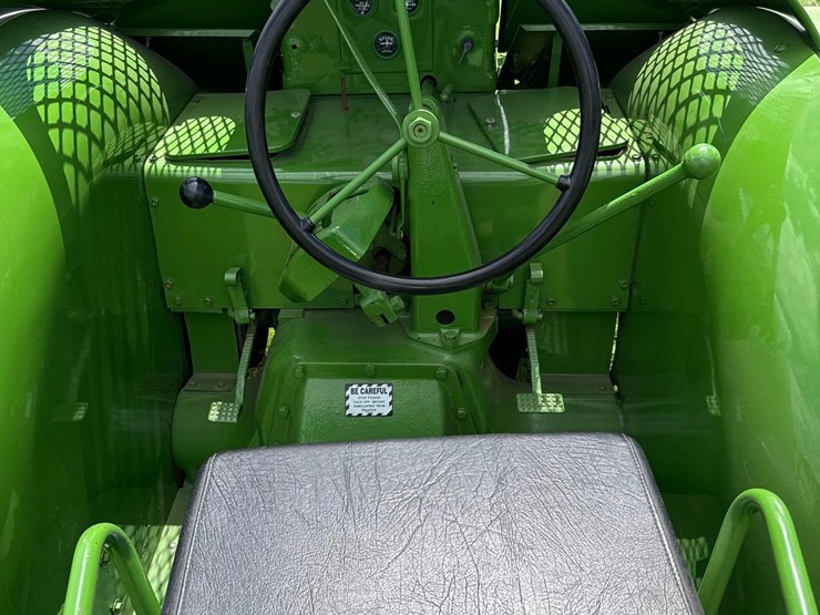 1956-john-deere-60-image-18