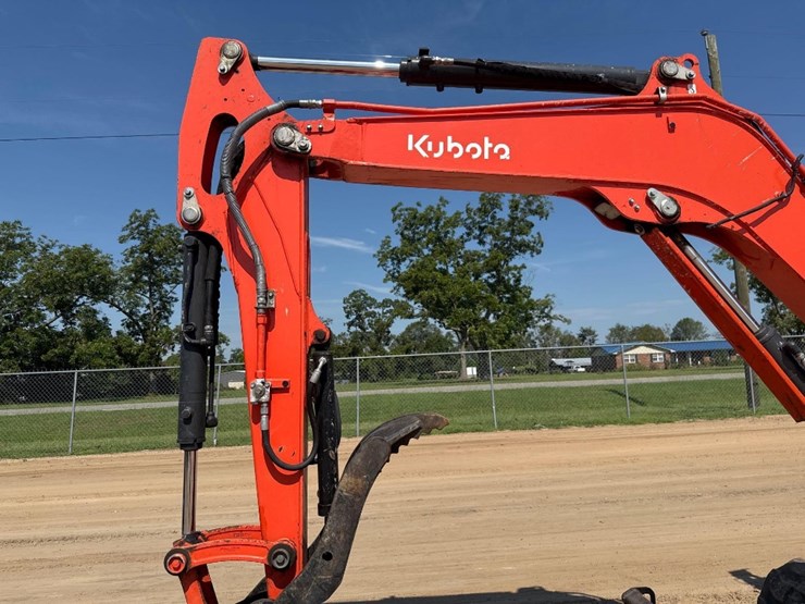 kubota-u55-5-image-19