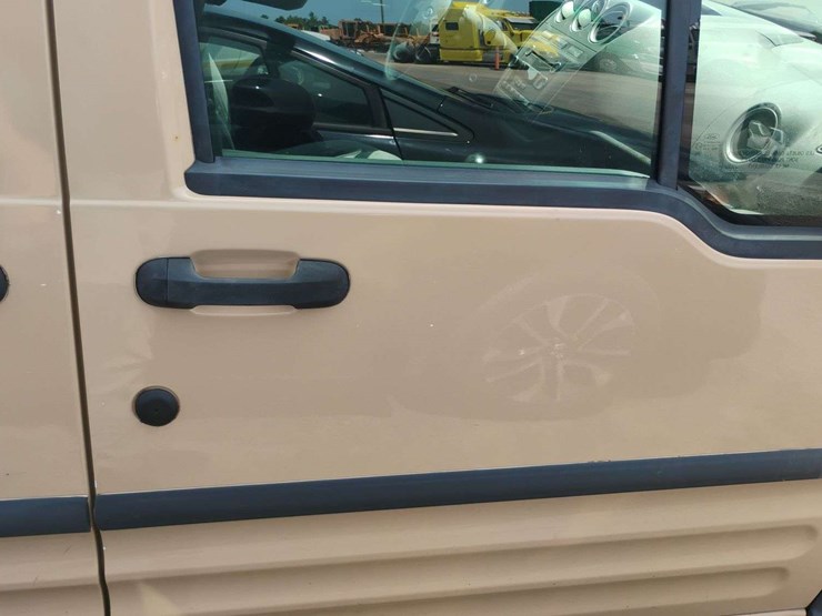 2013-ford-transit-connect-image-29