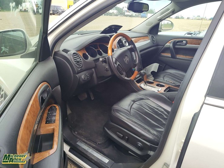 2009-buick-enclave-image-7