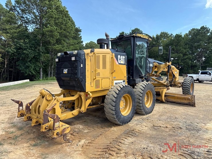2011-caterpillar-140m2-image-2