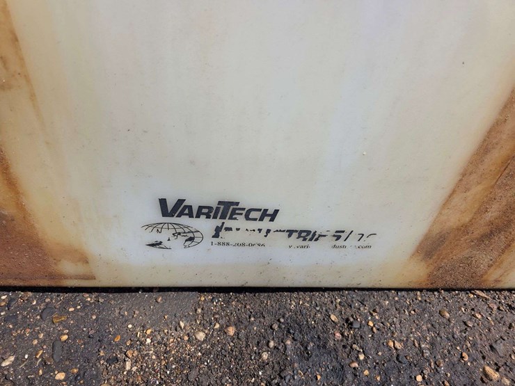 approx-70.5”-x-15”-x-25.5”-poly-tank-image-4