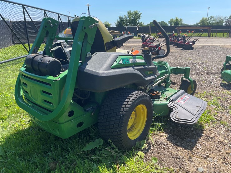 2016-john-deere-z915b-image-5