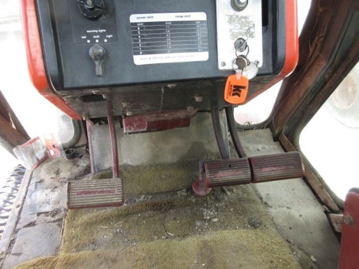 1977-agco-allis-7060-image-22