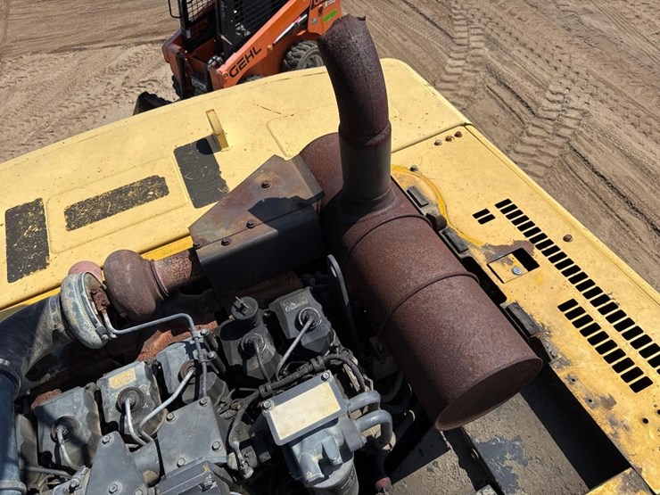2005-komatsu-pc400-lc-7l-image-35