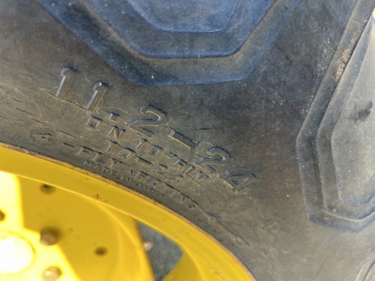 john-deere-850-image-22