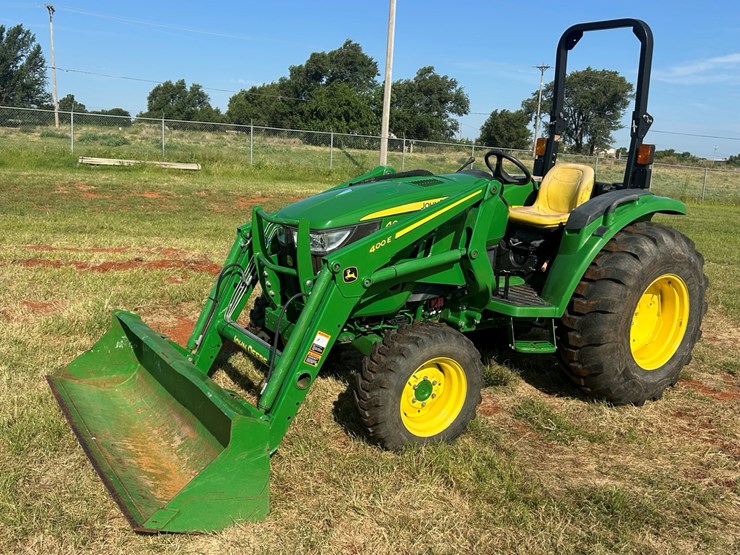 2019-john-deere-4044m-image-23