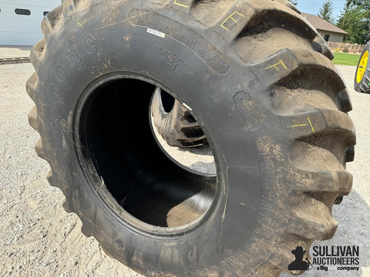 firestone-30.5lr32-combine-tires-image-10
