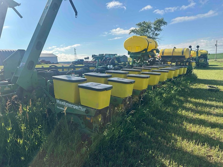 john-deere-1770-image-6