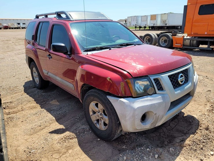 2011-nissan-xterra-image-2