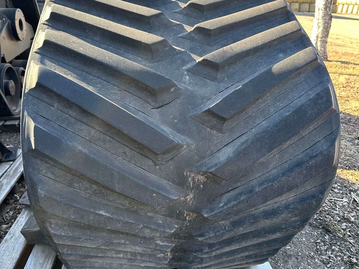 new-holland-t9.670-image-8