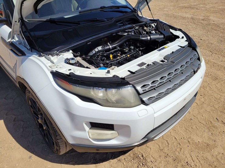 2013-land-rover-range-rover-image-17
